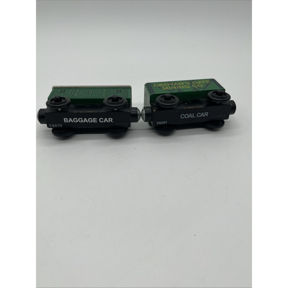 Thomas & Friends Wooden Railway - Crovan's Gate Mining Co. Coal Car & BaggageCar - Picture 14 of 16